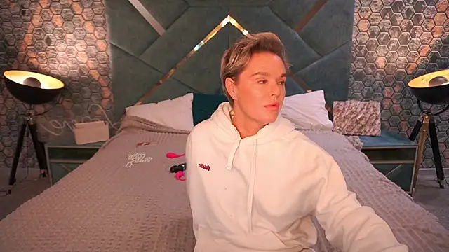 PleasureWeCouple online show from November 22, 6:56 am