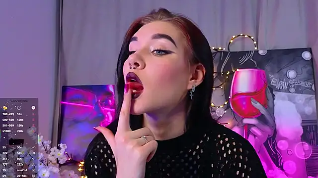 JenniferSullivan online show from January 6, 9:39 pm