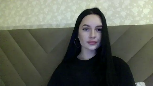 Snapshot of Lulii24 chatting on September 18, 12:34 am Lulii24 online show from September 18, 12:34 am