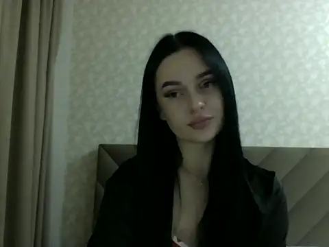 Snapshot of Lulii24 chatting on October 20, 11:27 pm Lulii24 online show from October 20, 11:27 pm