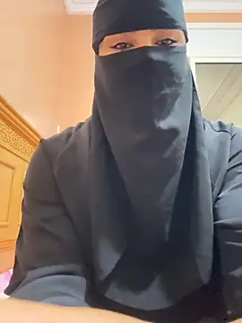 Snapshot of _Laiali_ chatting on September 27, 11:37 am Laiali online show from September 27, 11:37 am