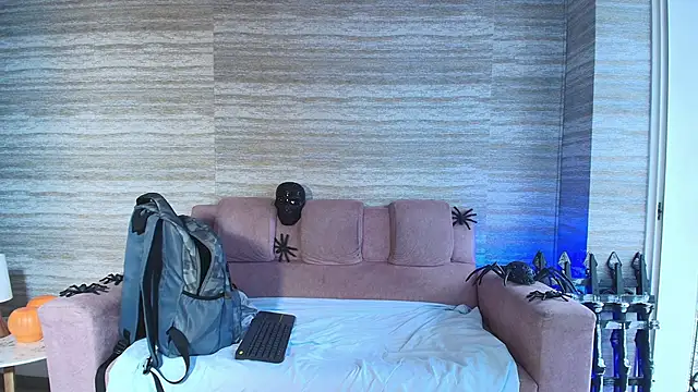 magnus serket online show from October 30, 11:33 am