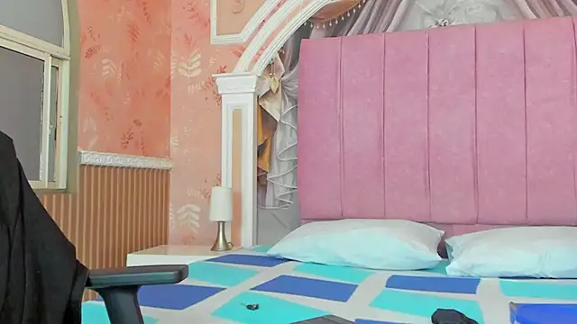 magnus serket online show from November 24, 11:32 am