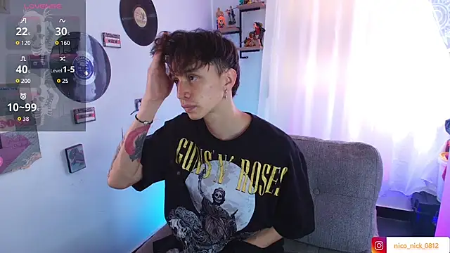 Nick Bangover  online show from November 15, 6:15 pm