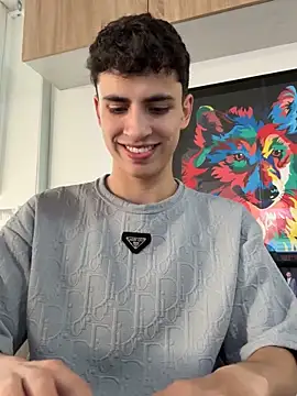 Snapshot of AdrianRinaldi chatting on October 21, 8:42 pm AdrianRinaldi online show from October 21, 8:42 pm