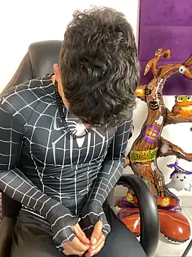 Snapshot of AdrianRinaldi chatting on October 24, 8:05 pm AdrianRinaldi online show from October 24, 8:05 pm