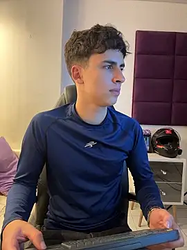 Snapshot of AdrianRinaldi chatting on January 8, 8:00 pm AdrianRinaldi online show from January 8, 8:00 pm