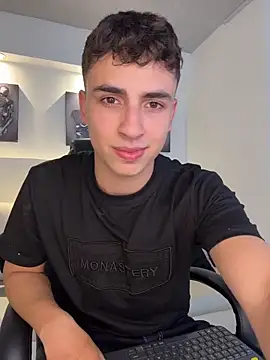 AdrianRinaldi online show from March 19, 8:02 pm