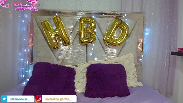 Carolinagarcia12345 online show from November 27, 6:10 pm