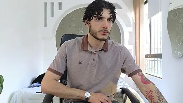 Rafael Mendezz online show from November 1, 7:27 pm