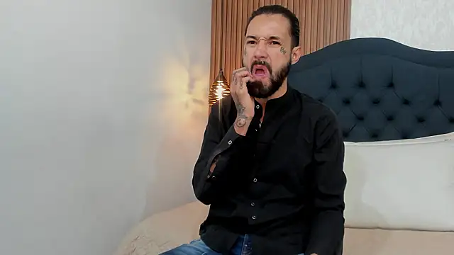 Hisoka 011 online show from February 15, 12:58 pm