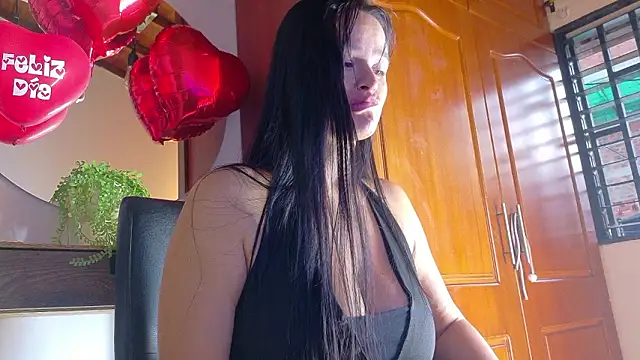 Jennifer Vega1 online show from February 14, 8:16 pm