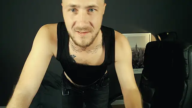 Snapshot of Mr_At_ chatting on September 10, 7:08 am Mr At  online show from September 10, 7:08 am