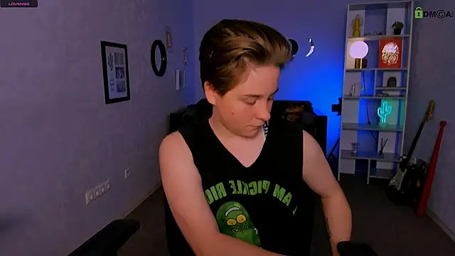 Snapshot of alex_jakson chatting on October 12, 6:23 am alex jakson online show from October 12, 6:23 am
