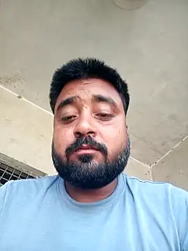 Snapshot of Raju_fuckerr chatting on May 18, 3:57 am Raju fuckerr online show from May 18, 3:57 am