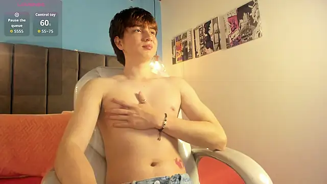 Oscar and dani online show from February 5, 4:06 am