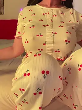 Snapshot of OnlyRima chatting on September 16, 3:13 pm OnlyRima online show from September 16, 3:13 pm