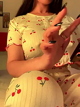 Snapshot of OnlyRima chatting on September 24, 9:51 pm OnlyRima online show from September 24, 9:51 pm