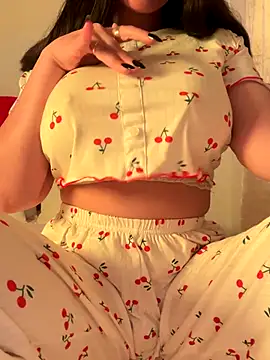 Snapshot of OnlyRima chatting on October 5, 12:47 pm OnlyRima online show from October 5, 12:47 pm