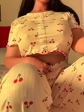 Snapshot of OnlyRima chatting on October 7, 9:56 pm OnlyRima online show from October 7, 9:56 pm