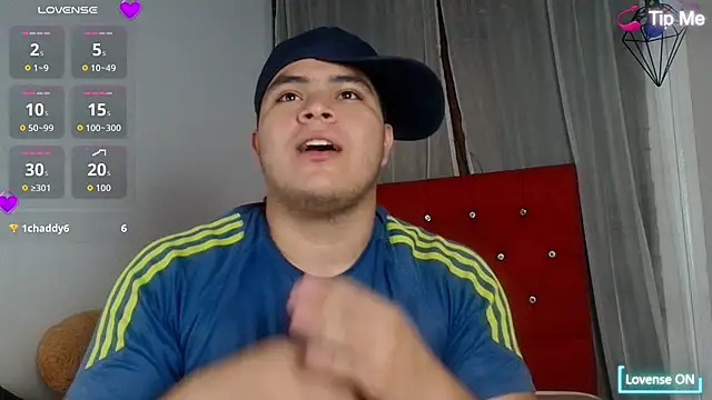 naomi campbel  online show from October 5, 2:21 am