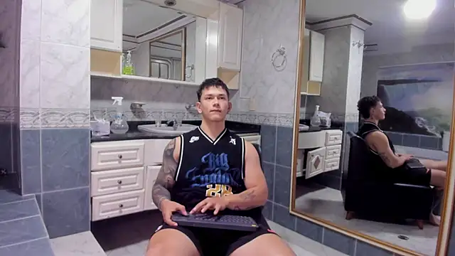 Thomas moon online show from September 18, 12:29 pm