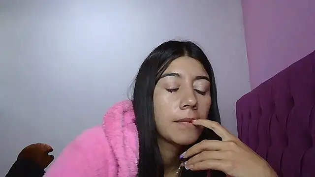 Madow Lu online show from October 24, 1:18 pm