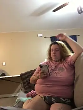 Snapshot of vanessraine chatting on April 8, 3:39 am vanessraine online show from April 8, 3:39 am