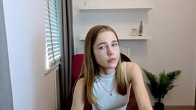 Snapshot of Spicy_Lexi chatting on June 2, 1:02 pm Spicy Lexi online show from June 2, 1:02 pm
