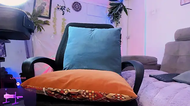 SebastianHilton online show from February 1, 1:42 pm