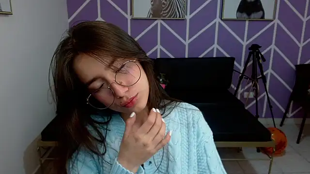 Adhara Kitten online show from November 8, 1:11 pm