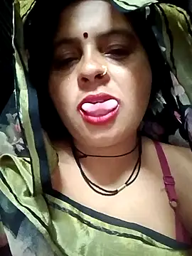 Snapshot of Hot_komal1 chatting on May 28, 9:56 pm Hot komal1 online show from May 28, 9:56 pm