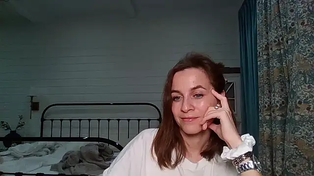 Snapshot of Niravyn_ chatting on November 2, 5:37 pm Niravyn online show from November 2, 5:37 pm