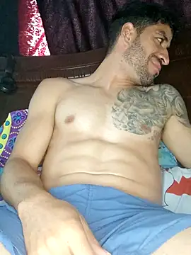 Snapshot of Alexsexygamer chatting on June 2, 5:48 pm Alexsexygamer online show from June 2, 5:48 pm