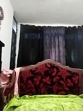 Snapshot of catrina_love chatting on May 23, 3:05 pm catrina love online show from May 23, 3:05 pm