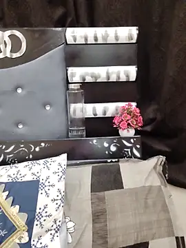 Snapshot of Suhana_Darling chatting on February 24, 5:22 pm Suhana Darling online show from February 24, 5:22 pm