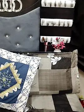 Snapshot of Suhana_Darling chatting on March 5, 7:54 pm Suhana Darling online show from March 5, 7:54 pm