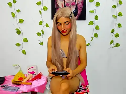 xamila muaa online show from May 28, 12:57 pm