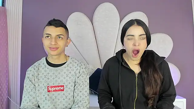 NickandAbby  online show from September 25, 11:58 am