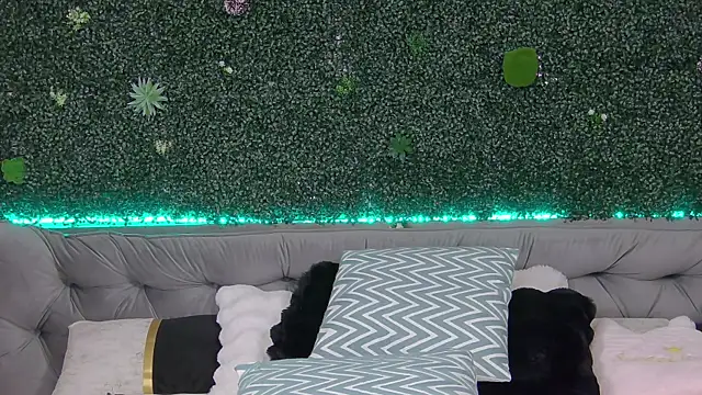 sexyanais online show from October 9, 6:06 pm