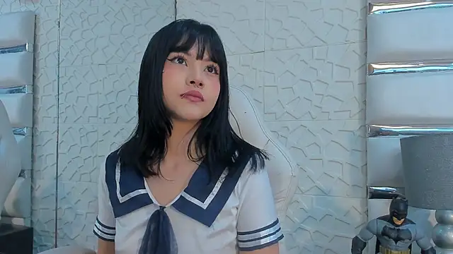 Snapshot of TatiLee chatting on February 18, 12:45 pm TatiLee online show from February 18, 12:45 pm