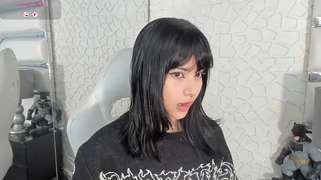 Snapshot of TatiLee chatting on February 25, 3:54 pm TatiLee online show from February 25, 3:54 pm