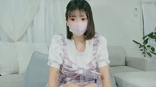 anone10101 online show from April 7, 2:06 pm