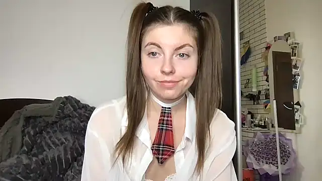 Snapshot of Baby_Angelll chatting on February 13, 5:53 pm Baby Angelll online show from February 13, 5:53 pm