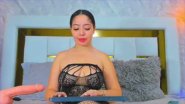 MiaFarkash online show from September 19, 4:18 pm