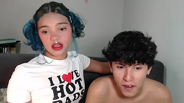 lolaxdavid online show from March 28, 6:35 am