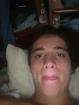 Snapshot of Larissa41 chatting on December 21, 2:02 pm Larissa41 online show from December 21, 2:02 pm