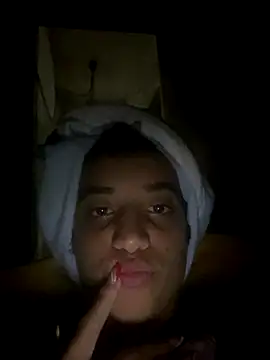 Snapshot of Larissa41 chatting on January 6, 12:03 am Larissa41 online show from January 6, 12:03 am