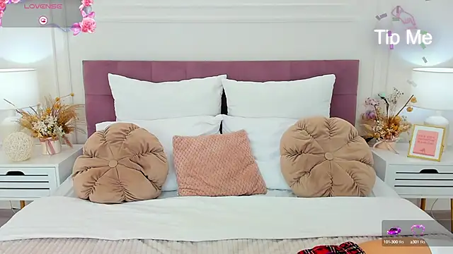 ToriSonn online show from October 14, 5:19 am