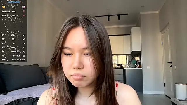 Wow Akemi online show from September 24, 9:34 am